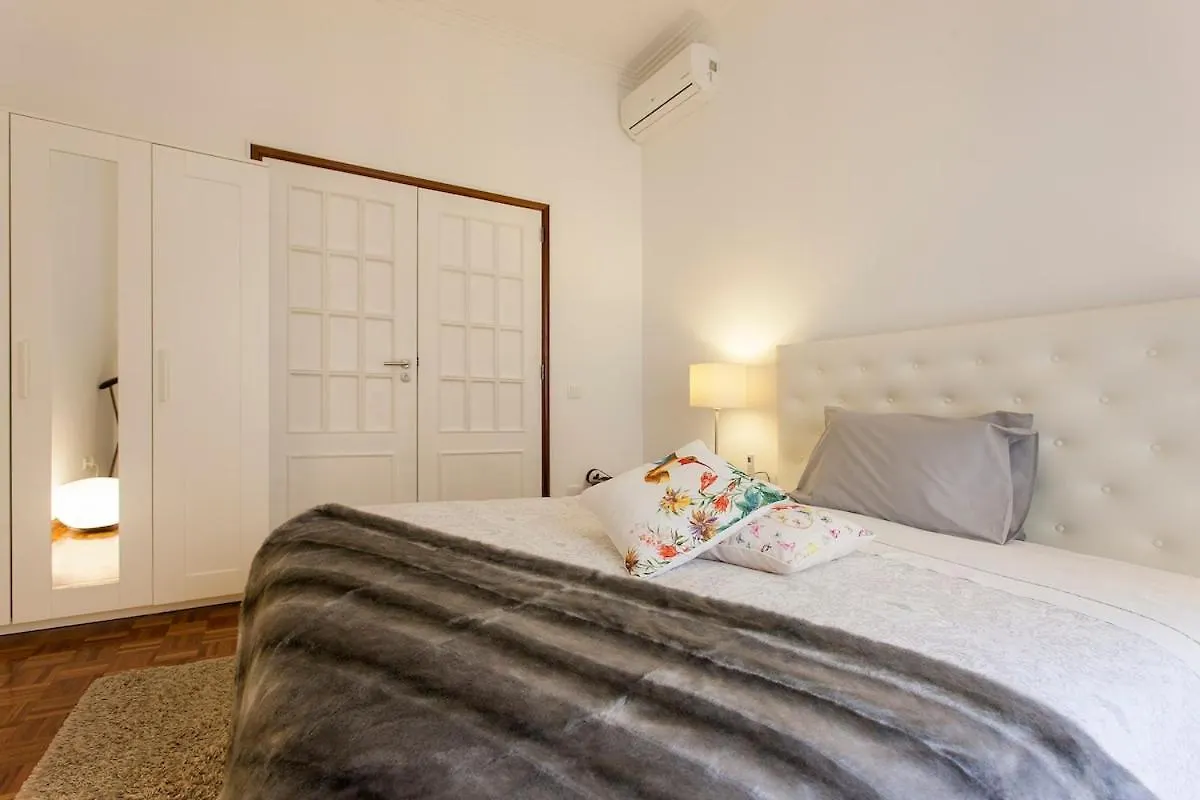 Ginjinha House - 4 Rooms - Bairro Alto - With Ac! Lissabon